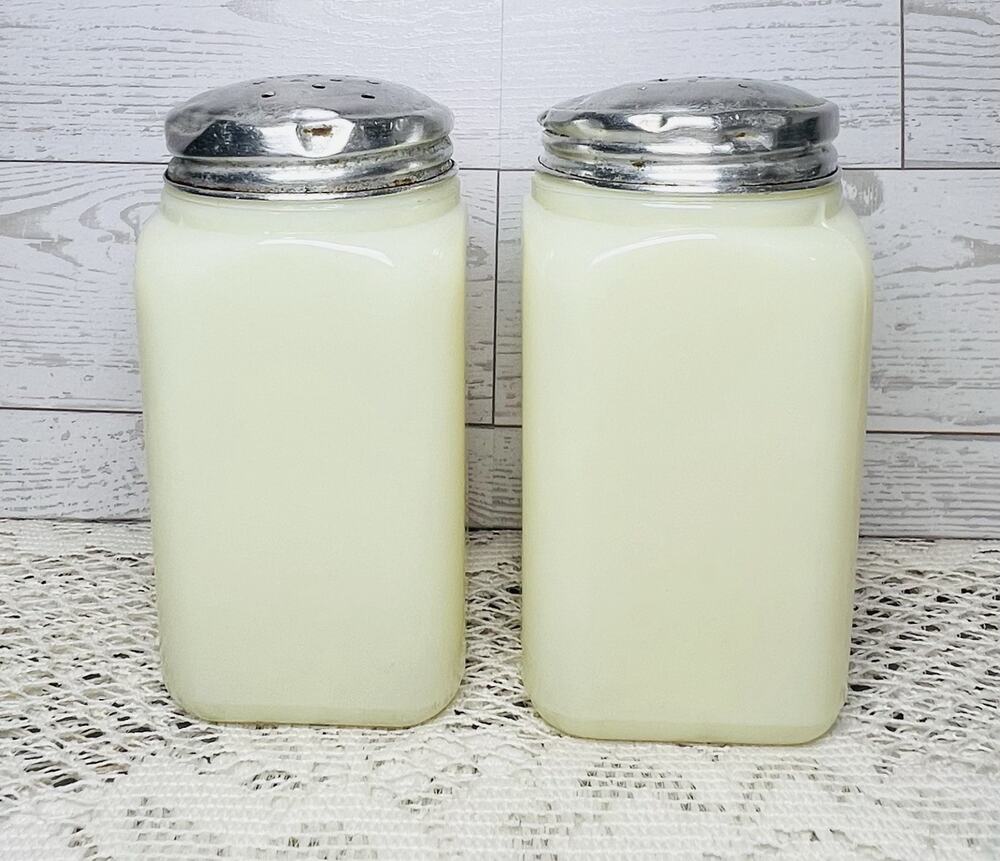 Vintage McKee Yellow Custard Uranium Glass Shaker Set Of 2 w/lids Art Deco 1930s